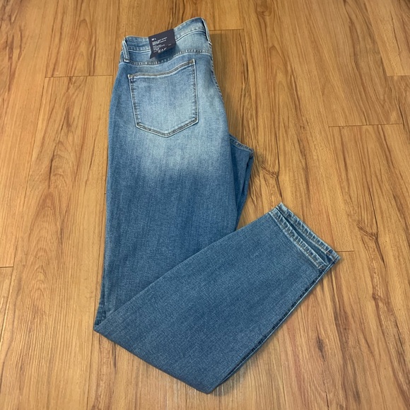 GAP Curvy True Skinny High Rise Stretch Jeans - Picture 2 of 14